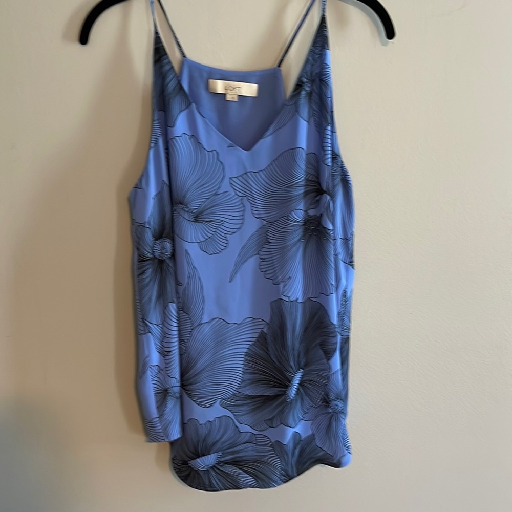 Blue/black floral blouse